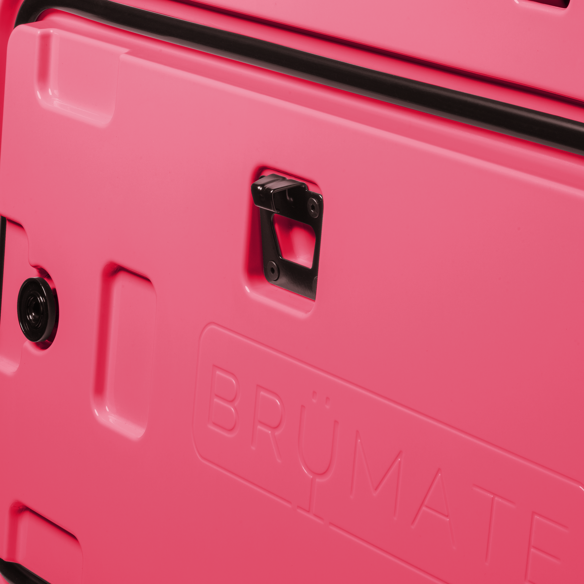brutank-g2 brutank-55qt-neonpink-bottle-opener.png